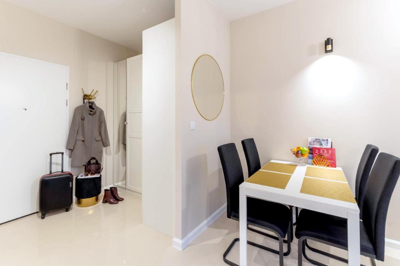 Apartament Champagne กดัญสก์ ภายนอก รูปภาพ